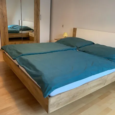 Romantic In Апартаменти Грац