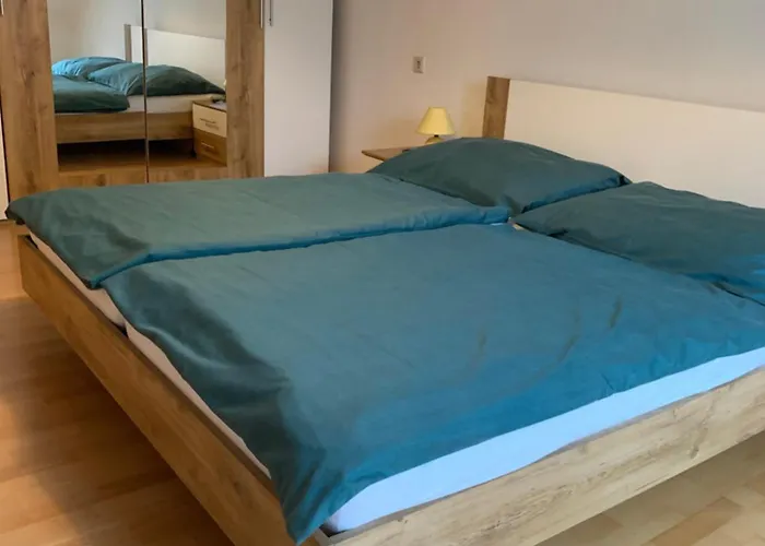 Romantic In Апартаменти Грац